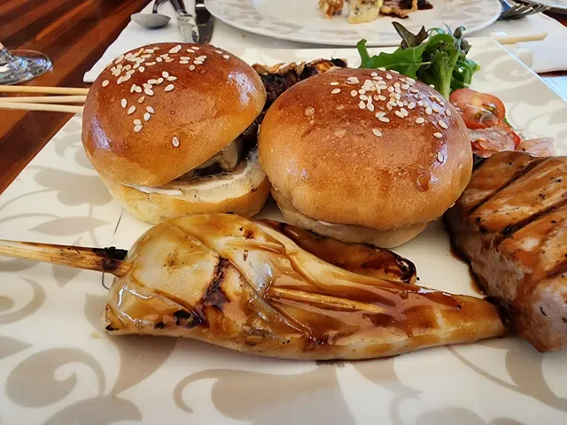 Boneka Restaurant