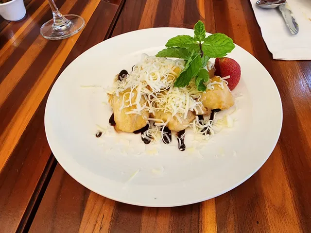 Boneka Restaurant