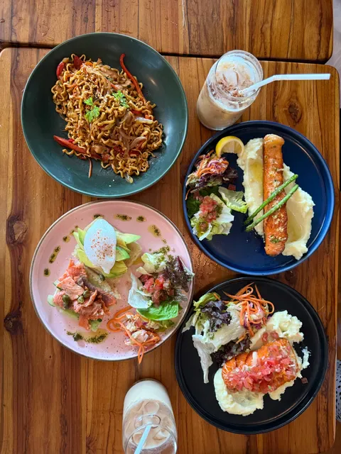 Brunch Station Uluwatu - Cafe & Restaurant