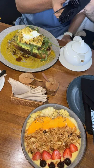 Bukit Cafe
