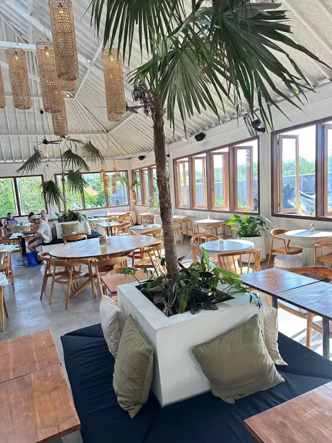 Bukit Cafe