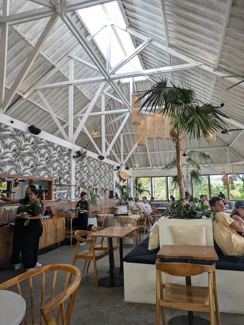 Bukit Cafe