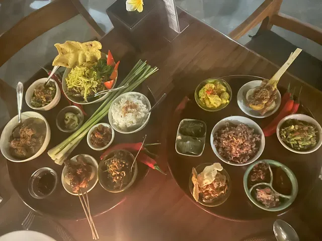 Bumbu Bali Restaurant & Cooking School