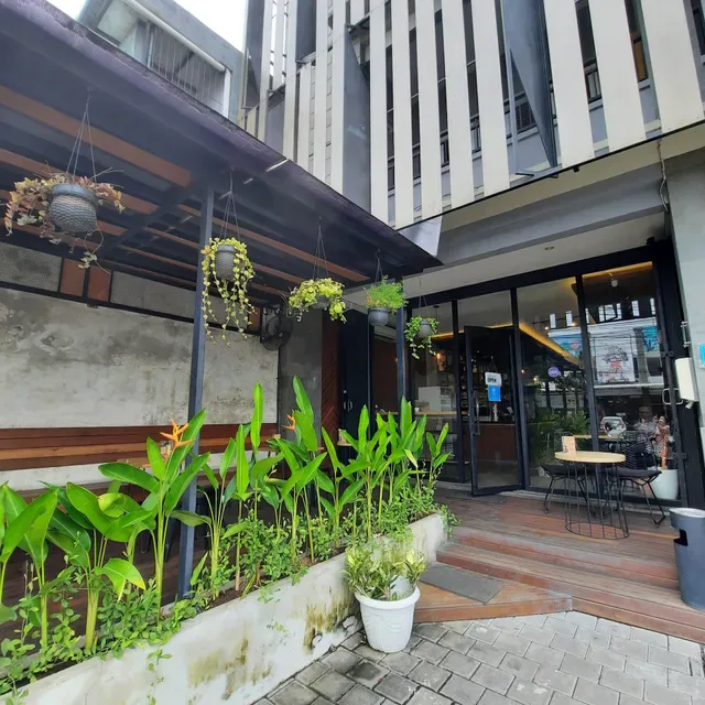 C-Café Jimbaran