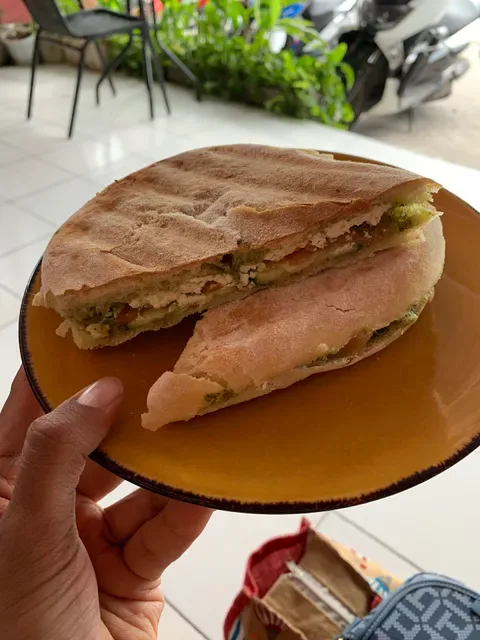 Cafe Bengkel Roti