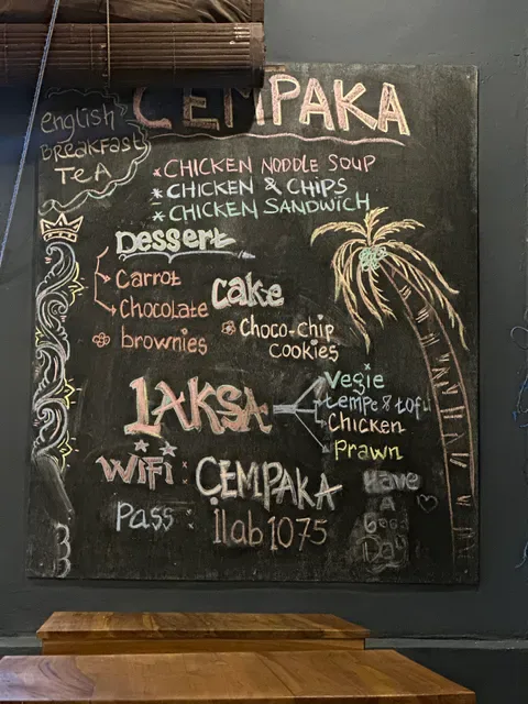 Cempaka cafe and Homestay