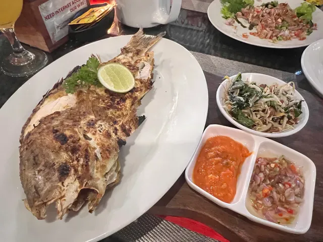 Cockatoo International Bar & Restaurant Nusa Dua