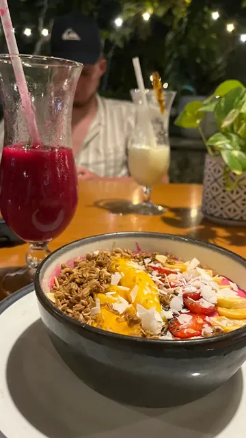 Colabo Cafe - Breakfast and Brunch Spot