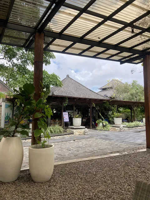 Colabo Cafe - Breakfast and Brunch Spot