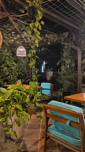 Colabo Cafe - Breakfast and Brunch Spot