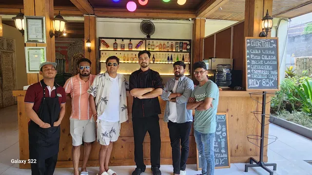 Delhi6 Restaurant