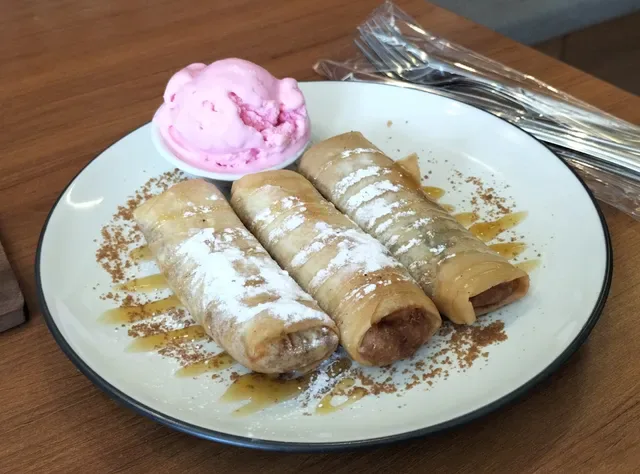 D'jali Cafe & Eatery