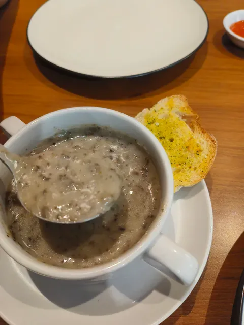 D'jali Cafe & Eatery