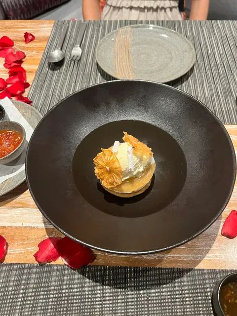 Double Ikat Restaurant