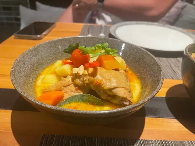 Double Ikat Restaurant