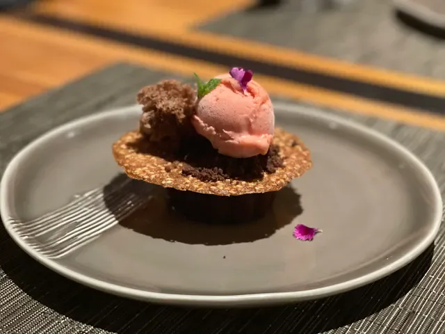 Double Ikat Restaurant