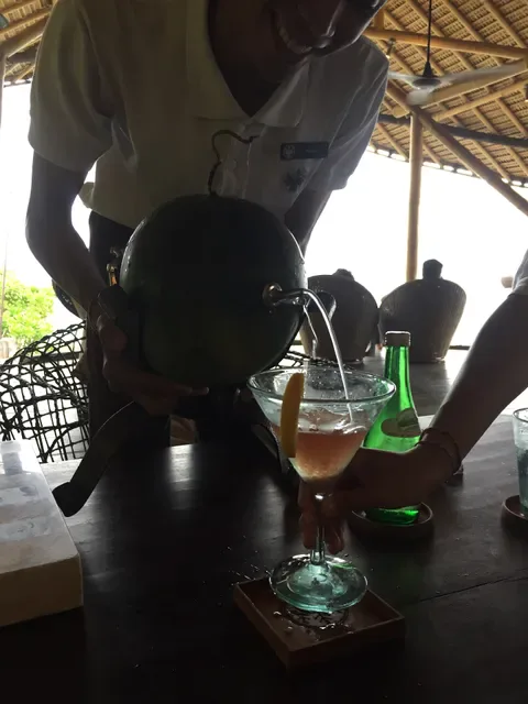 Dugong Restaurant, Bar & Lounge