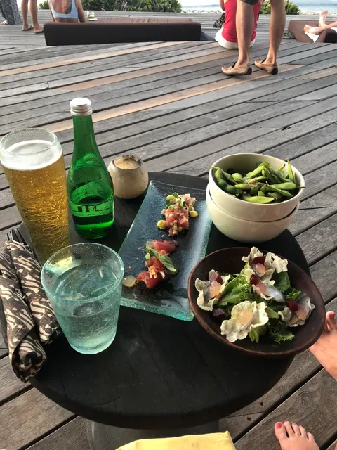 Dugong Restaurant, Bar & Lounge