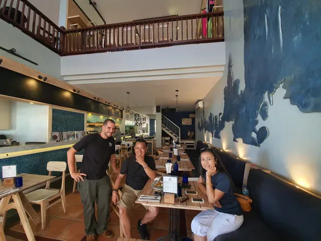 El Merkat Bali