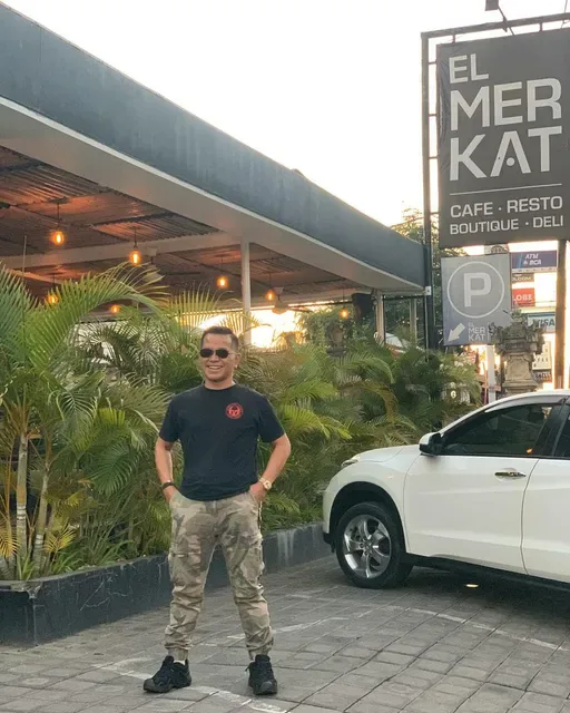 El Merkat Bali