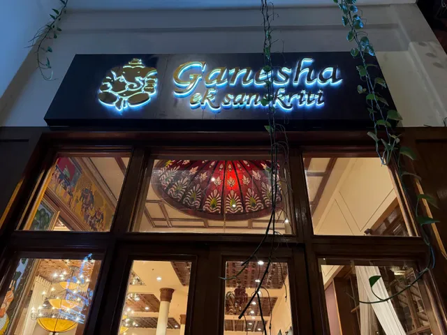 Ganesha Ek Sanskriti Ayodya Resort - Traditional Indian Cuisine & Bar