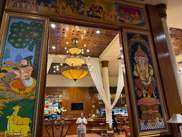 Ganesha Ek Sanskriti Ayodya Resort - Traditional Indian Cuisine & Bar