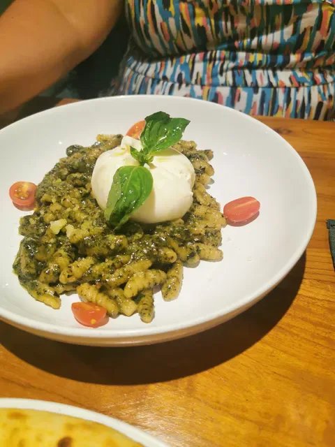 Ganzo Italian Restaurant