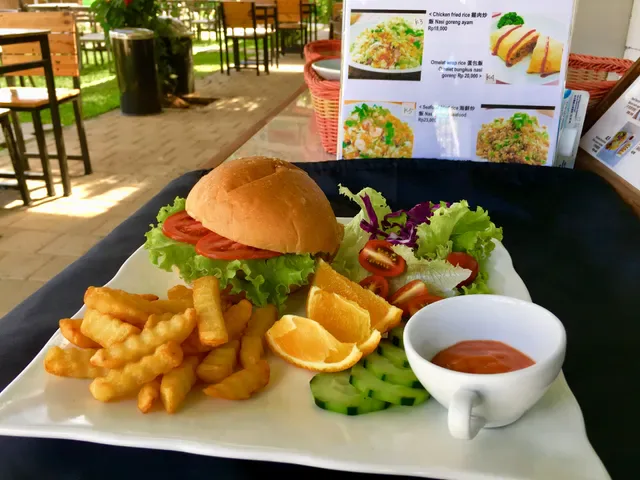 Garden 77 Foodcourt