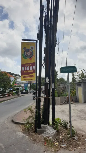 Giridhari Vegan & Vegetarian