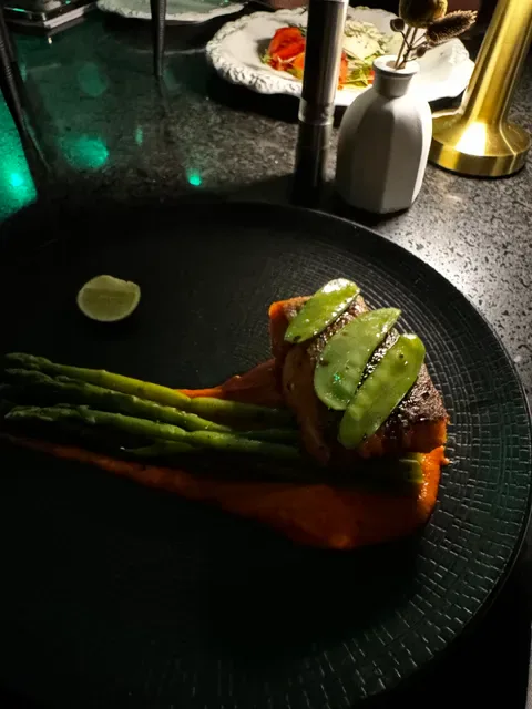 HEDONIST SPACE restaurant | lounge | bar