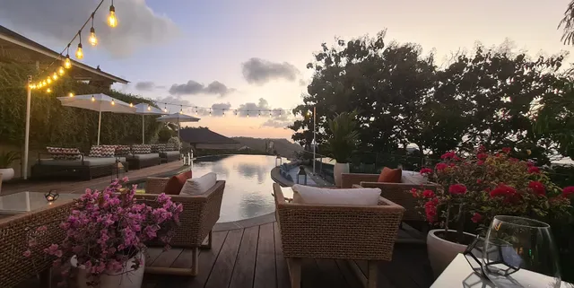 Hidden Gem Uluwatu - Restaurant & Wine Lounge