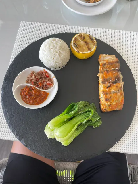 Hidden Gem Uluwatu - Restaurant & Wine Lounge