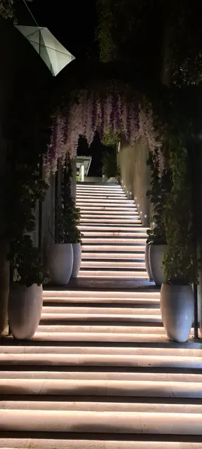 Hidden Gem Uluwatu - Restaurant & Wine Lounge
