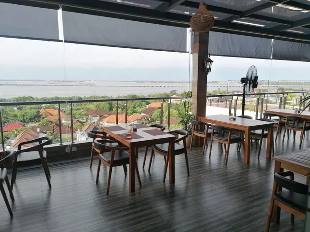 Hiromi Restaurant and Bar