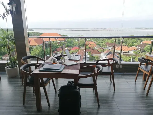 Hiromi Restaurant and Bar