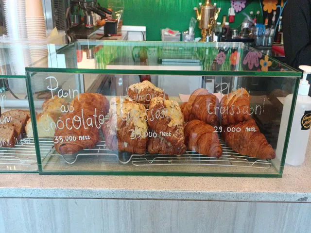 Honey & Bread Cafe