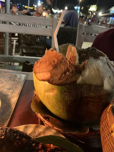 Intan Sari Cafe
