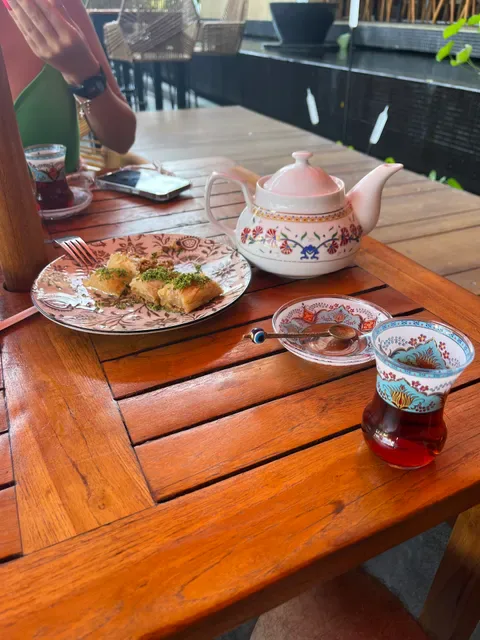 Istanbul Corner Bali - Shawarma and Grill
