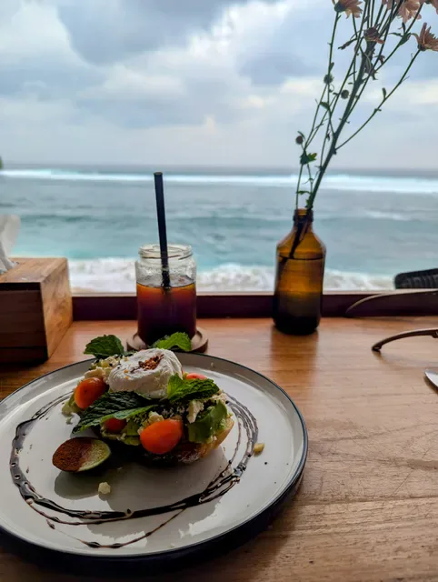 JIMMY BEACH CAFE