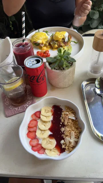 Joy cafe and bakery
