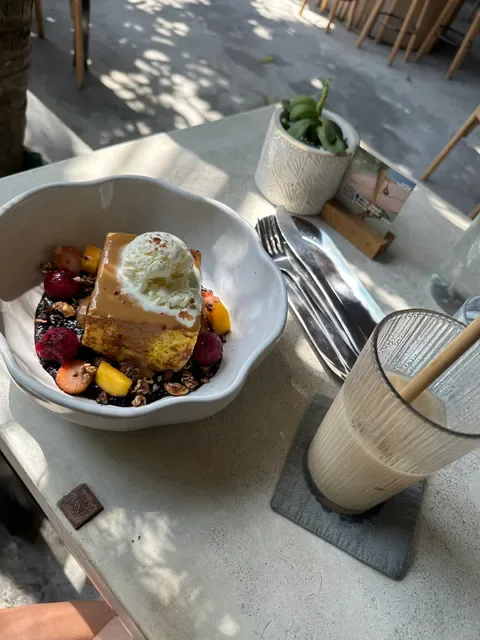 Joy cafe and bakery