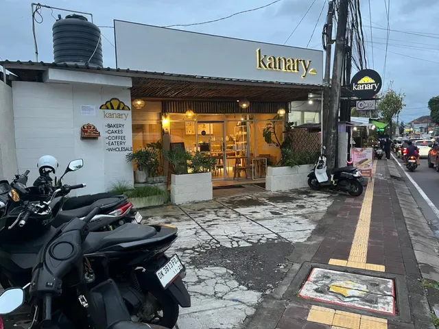 Kanary Cafe, Bakery, Coffee, Cakes, Eatery Bali