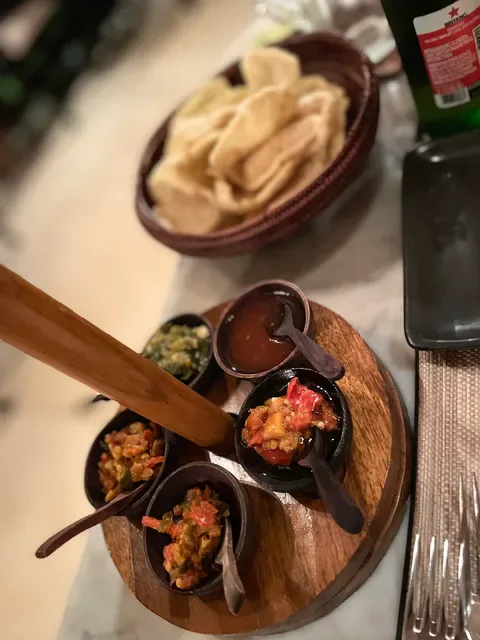 Kayumanis Resto Jimbaran