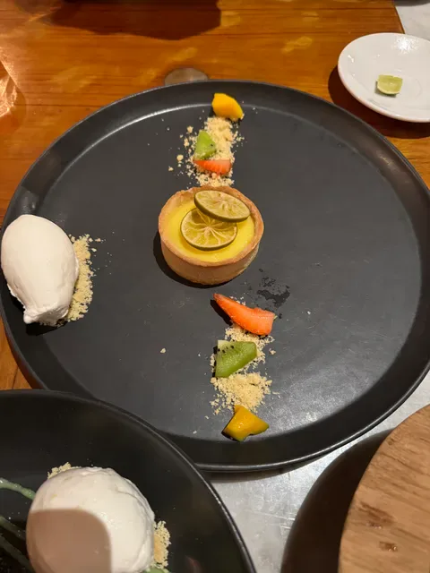 Kayumanis Resto Jimbaran