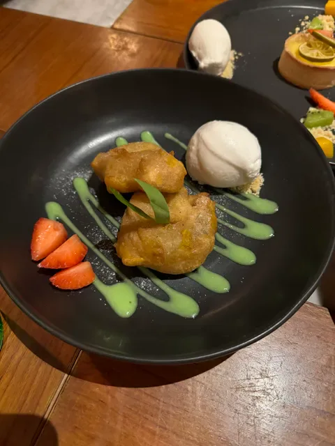 Kayumanis Resto Jimbaran