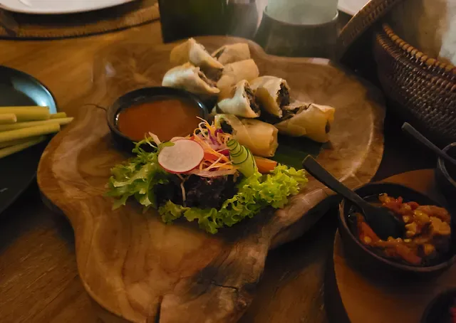 Kayumanis Resto Jimbaran