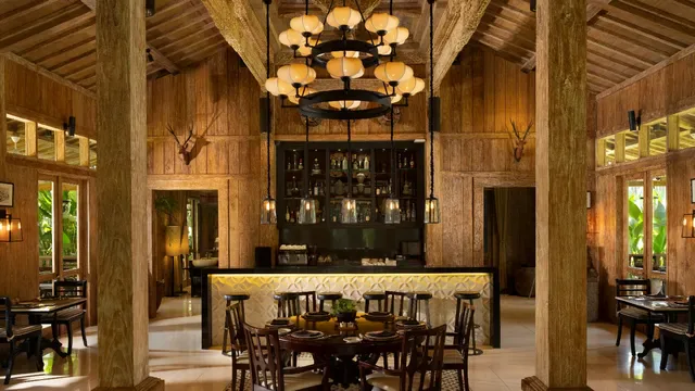Kayumanis Resto Jimbaran