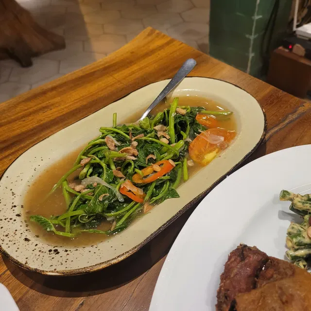 Kenja Ikan Bakar & Seafood