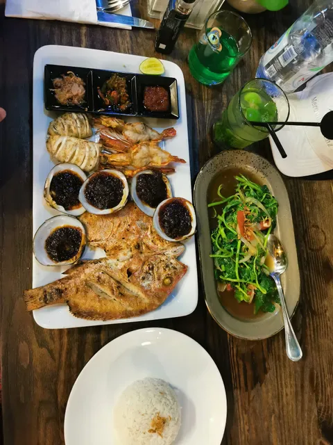 Kenja Ikan Bakar & Seafood