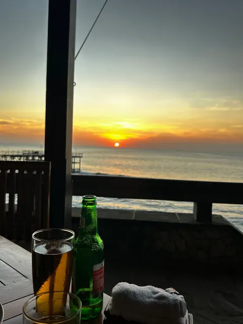 Kisik Seafood Bar and Grill